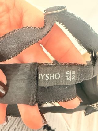 Lencería fina  con encaje