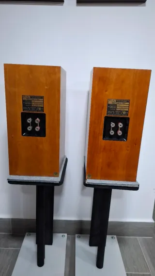 Altavoces ProAc RESPONSE D2