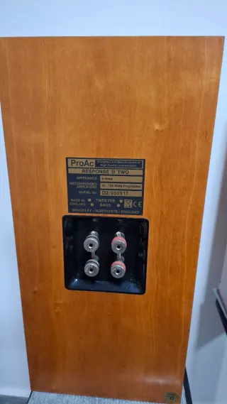 Altavoces ProAc RESPONSE D2