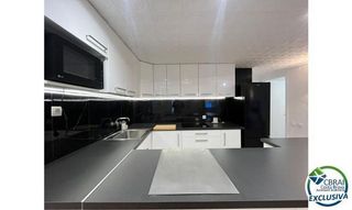 Piso en venta en Empuriabrava en Castelló d´Empúries