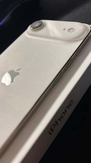 iPhone 17 Air Blanco Oro