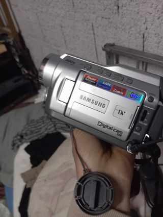 Samsung VP-D20 Digital Camcorder