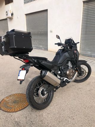 Honda Africa Twin CRF 1100 Negra