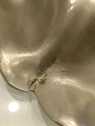 Posacenere in peltro con incisione cifre R.D.