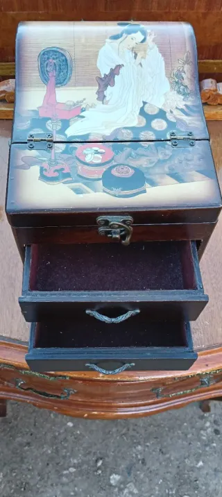 Joyero Antiguo con espejo