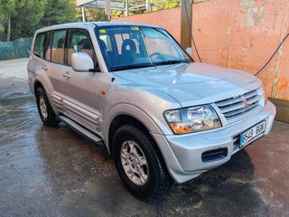 Mitsubishi Montero 2001