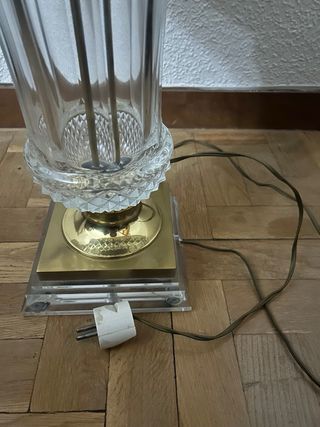 Lámpara Vintage Cristal y Metal Dorada con cadena.