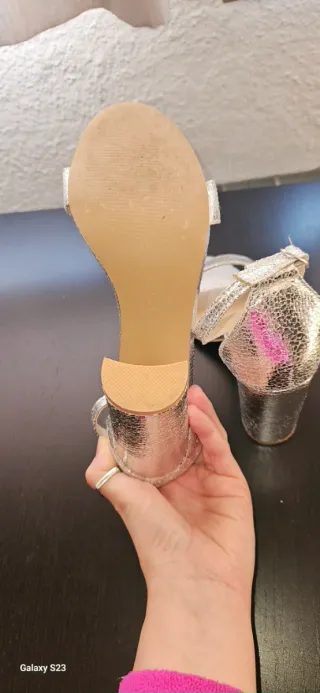 Sandalias Glamorous Plata T39