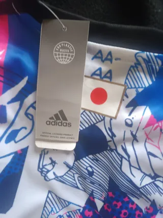 Camiseta Adidas Japón Manga Anime Talla S