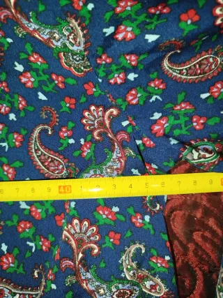 Blusa Sfera Estampado Paisley Flores