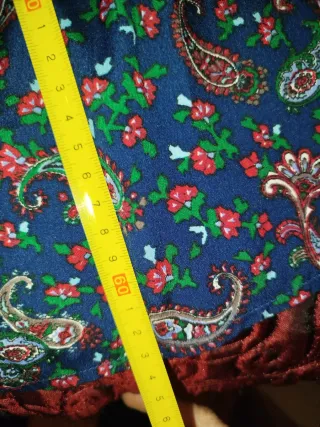 Blusa Sfera Estampado Paisley Flores