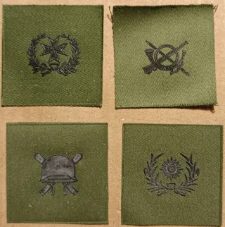 Galones y divisas militares ver fotos