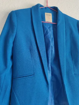 Chaqueta Blazer Corta Bershka Azul Eléctrico