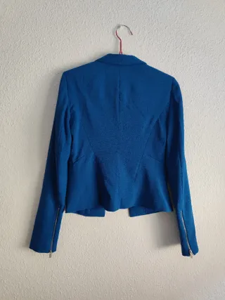 Chaqueta Blazer Corta Bershka Azul Eléctrico