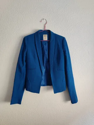 Chaqueta Blazer Corta Bershka Azul Eléctrico