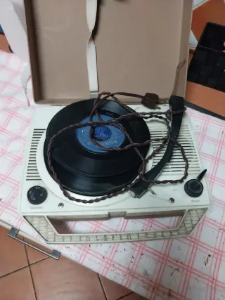 Giradischi Philips Bianco e Marrone
