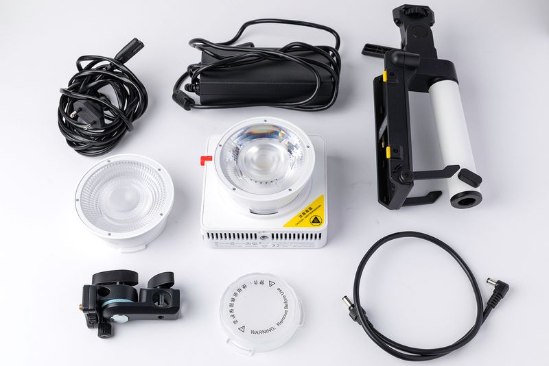 Foco bicolor Godox ML100 + Accesorios, como nuevo afbeelding 2
