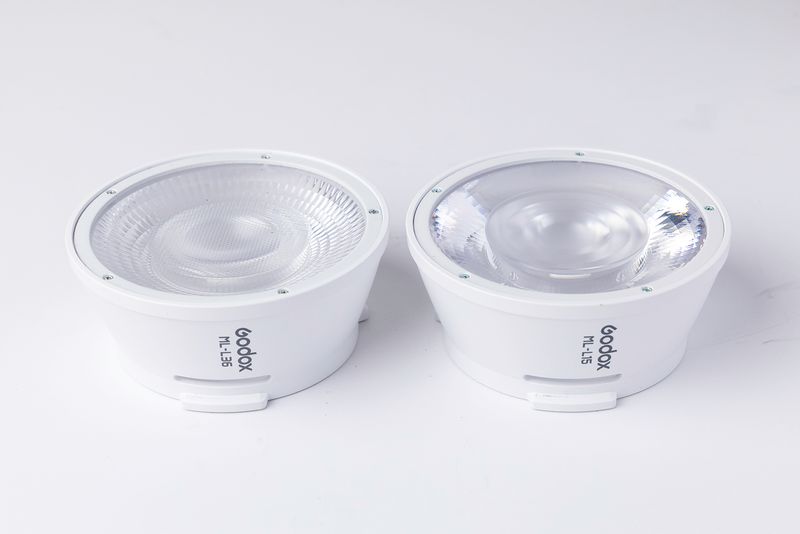 Foco bicolor Godox ML100 + Accesorios, como nuevo afbeelding 7