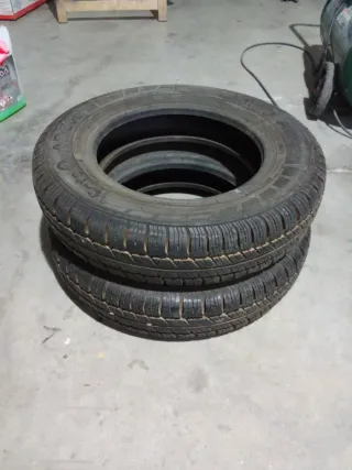 2 Neumáticos Usados
