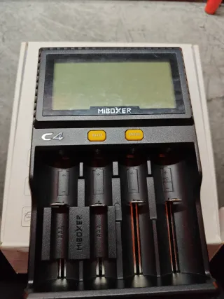 Cargador MiBOXER C4 Smart