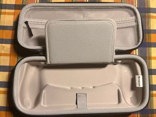 Funda rígida Nacon para PlayStation Portal