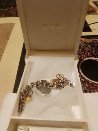 Guess Orologio Donna Charm Cuore Giallo Argento