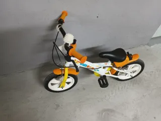 Bicicleta Infantil Minions 12