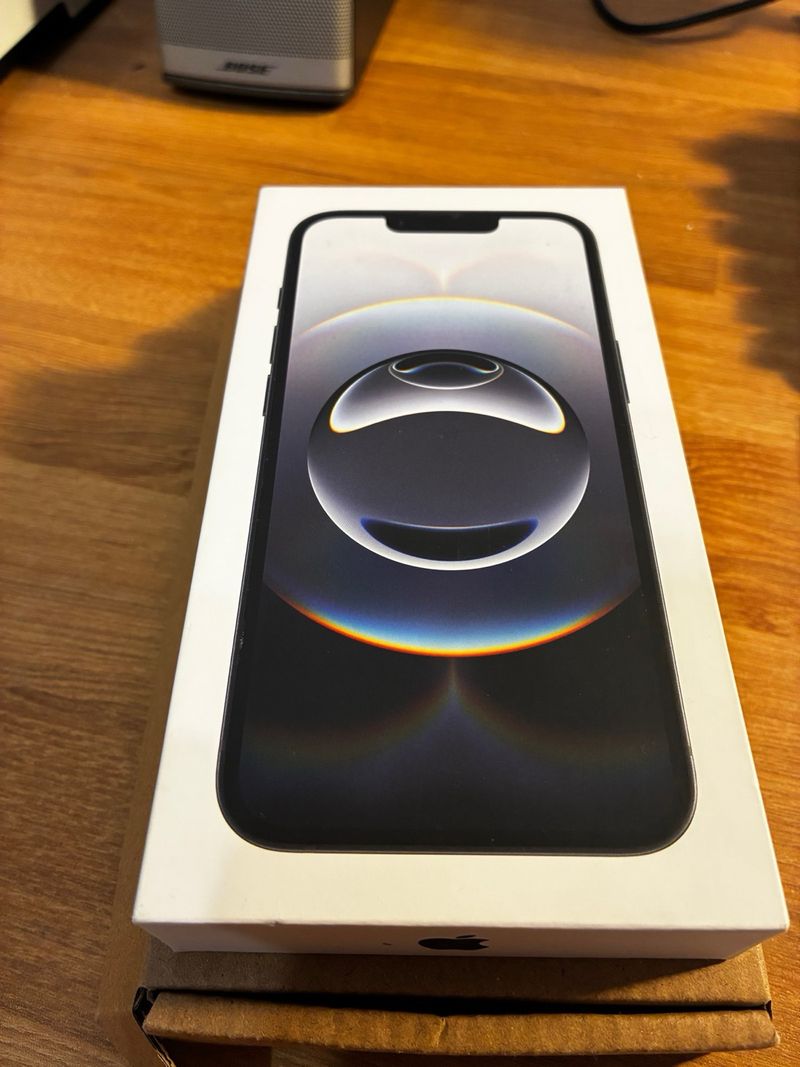 iPhone 16e Negro afbeelding 7