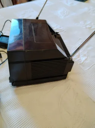Mini TV y Radio Vintage EMPO