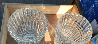 2 Jarrones de Cristal Tallado