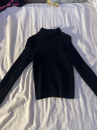 Jersey Negro Cuello Alto