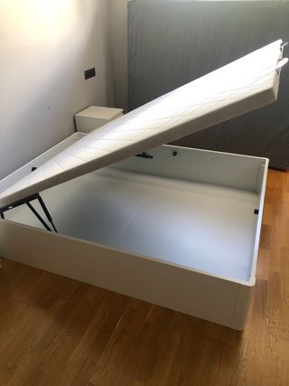 Canapé abatible Pikolin madera + colchón Valevåg