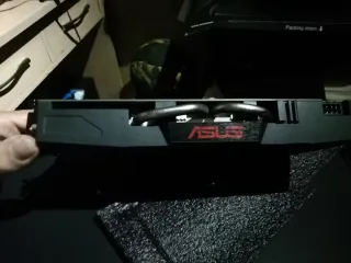 Tarjeta Gráfica ASUS