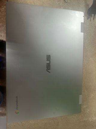Portátil ASUS Plata