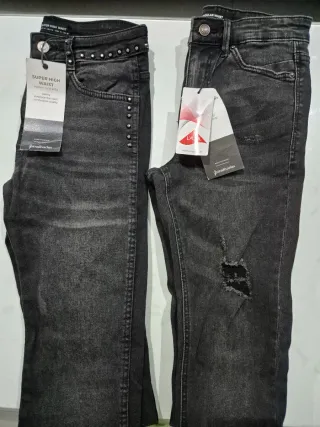 Pantalones vaqueros Stradivarius negros