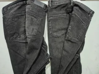 Pantalones vaqueros Stradivarius negros