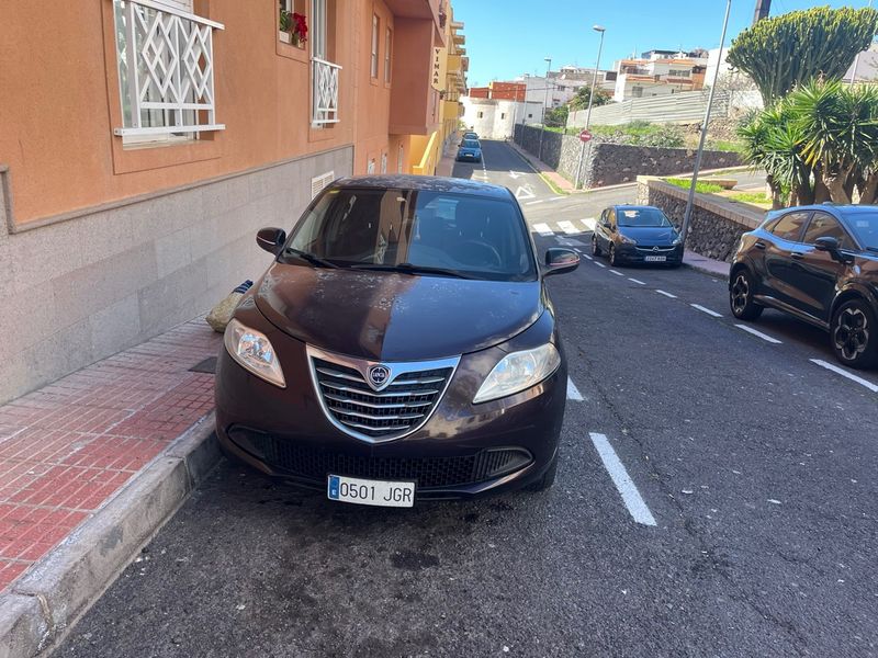 Lancia Ypsilon - foto 1