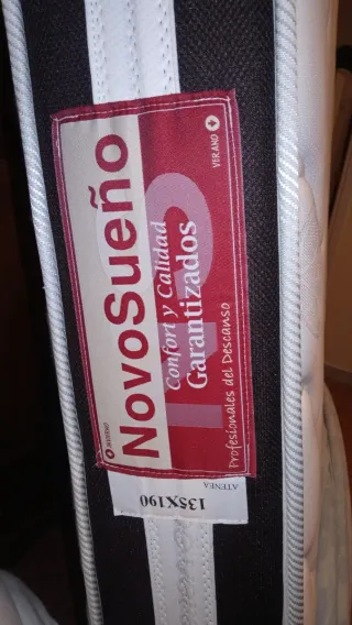 Conjunto Canapé,Colchón, Cabecero y Mesilla Noche