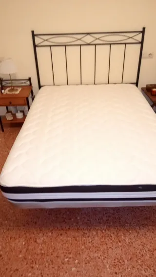 Conjunto Canapé,Colchón, Cabecero y Mesilla Noche