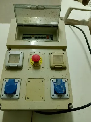 Cuadro de obras eléctrico