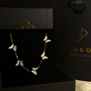 Pulsera KAEL'S & CO. Mariposas Doradas