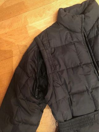 Anorak acolchado negro mujer.