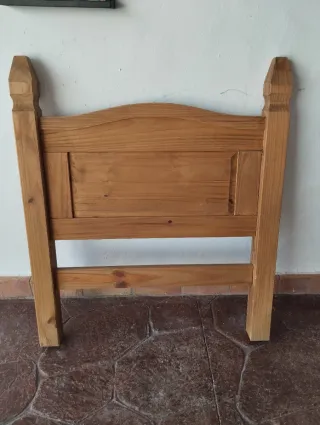 Cabeceros de madera rústicos(uno- 1,35 y dos de 90