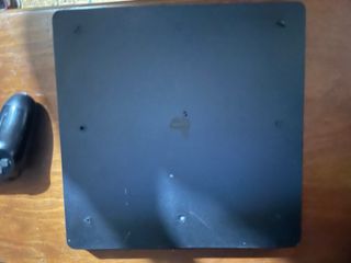 Consola PS4 Slim Negra