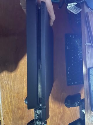 Consola PS4 Slim Negra