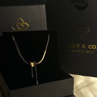 KAEL'S & CO. Pulsera Mariposa Dorada