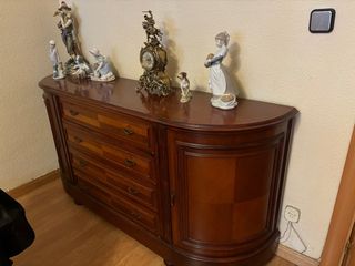 Aparador de madera maciza