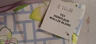 Original Sombrero Manuel Canovas con flores nuevo