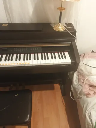 Piano Yamaha Clavinova CLP 230