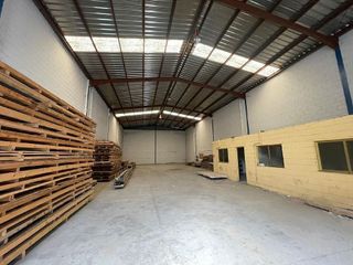 Nave industrial en venta en Maracena